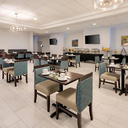 Holiday Inn University Area Charlottesville By Ihg Exterior foto
