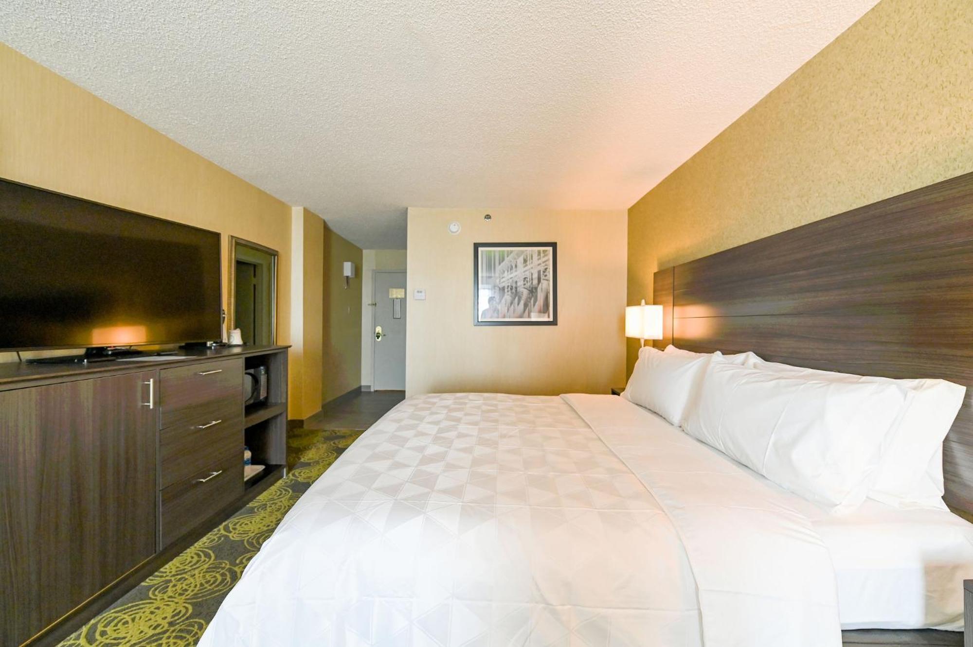 Holiday Inn University Area Charlottesville By Ihg Exterior foto
